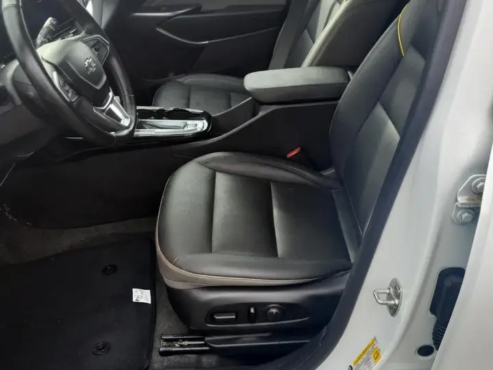 Chevrolet Trax 2025 photo 2