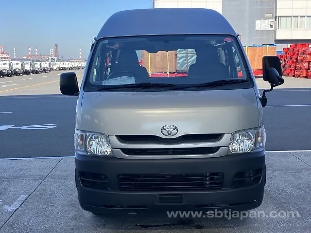 Toyota Hiace 2005 photo 5