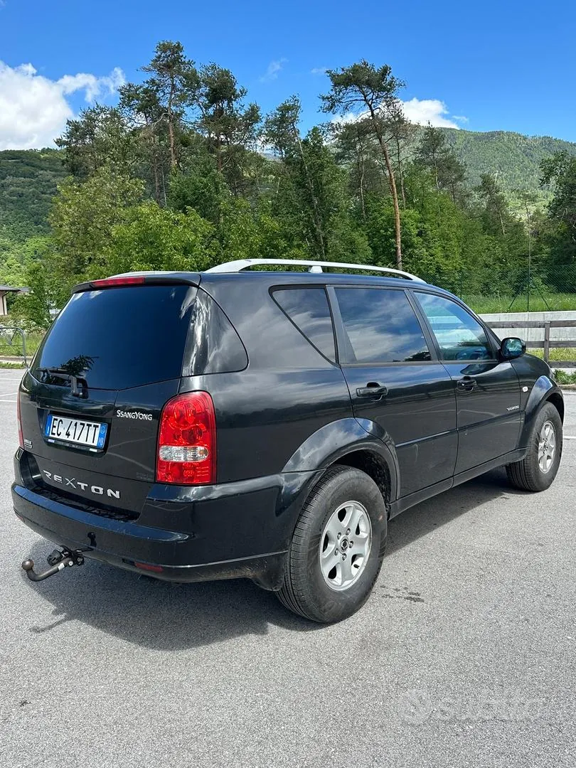 KG Mobility Rexton Ii 2010 photo 4