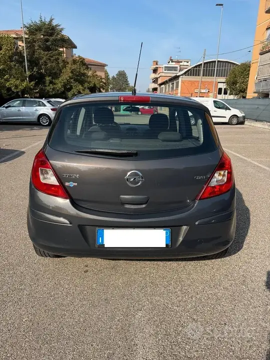 Opel Corsa 2013 photo 3