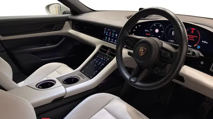 Porsche Taycan 2022 photo 4