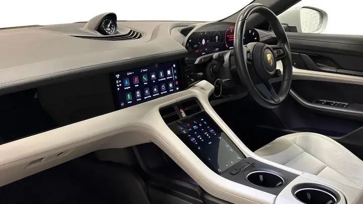 Porsche Taycan 2022 photo 5