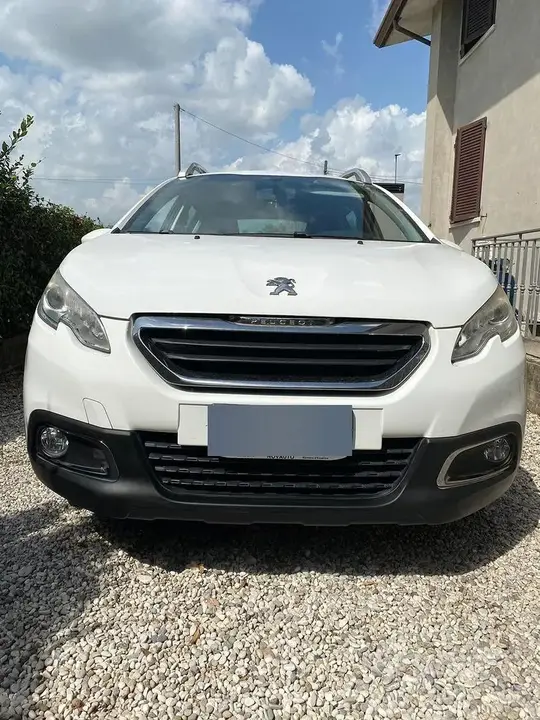 Peugeot 2008 2016 photo 2