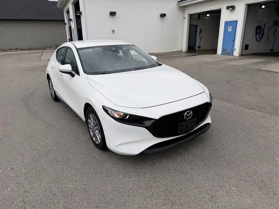 Mazda 3 2019 photo 3