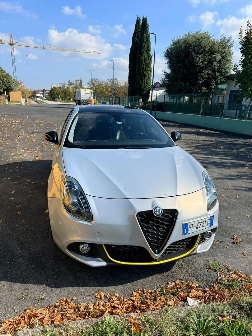 Alfa Romeo Giulietta 2016 photo 3