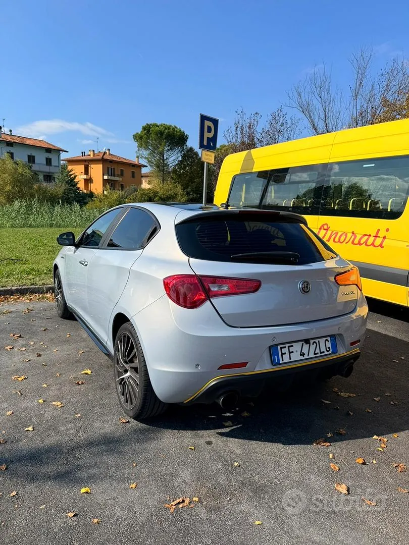 Alfa Romeo Giulietta 2016 photo 4