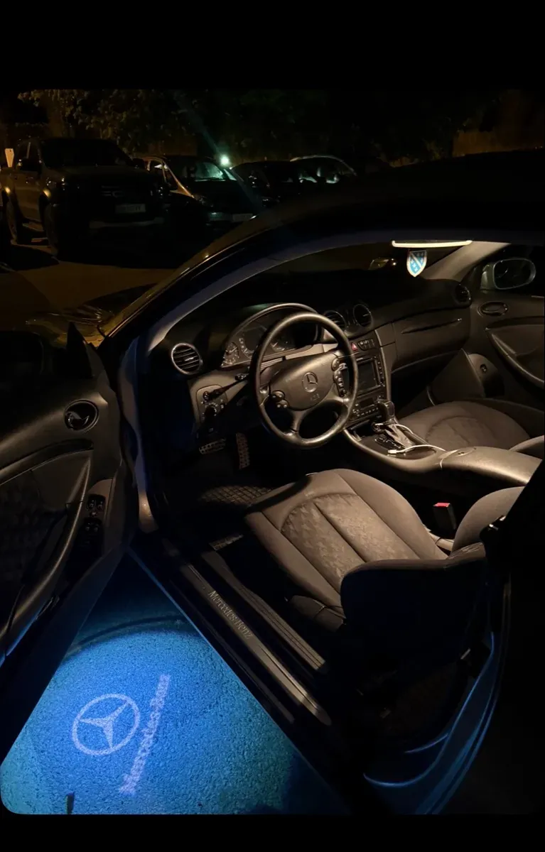 Mercedes-Benz Clk-Class 2003 photo 3