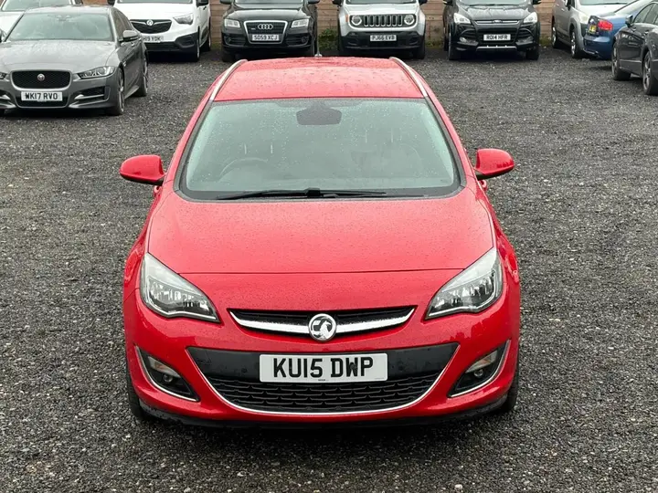 Vauxhall Astra 2015 photo 5