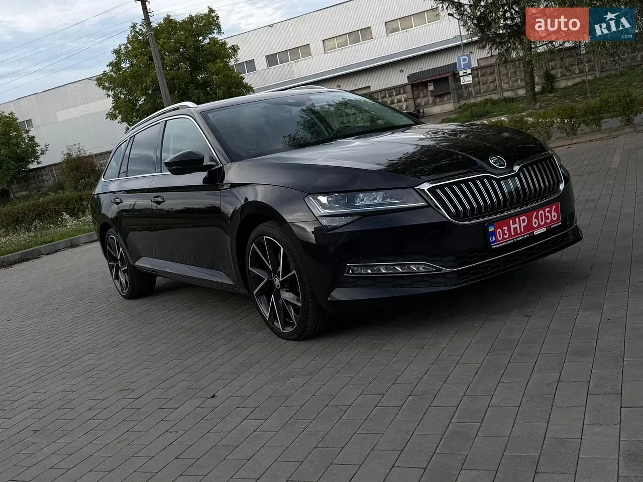 Skoda Superb 2022 photo 2