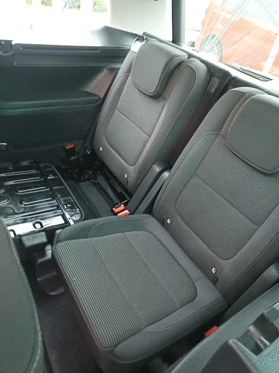 Volkswagen Sharan 2019 photo 2