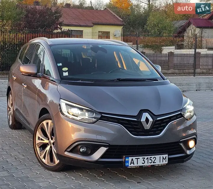 Renault Grand Scenic 2018 photo 3