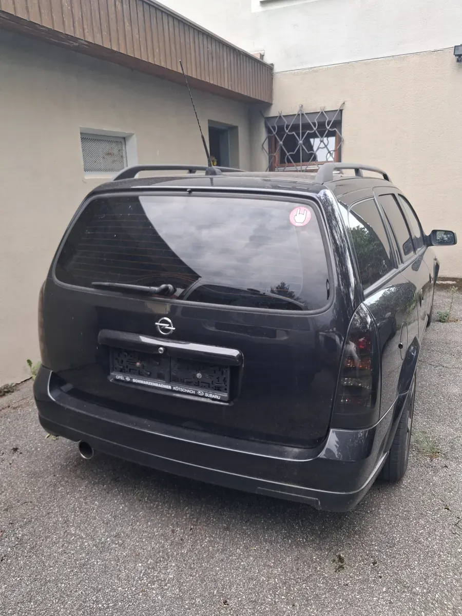 Opel Astra 2000 photo 2
