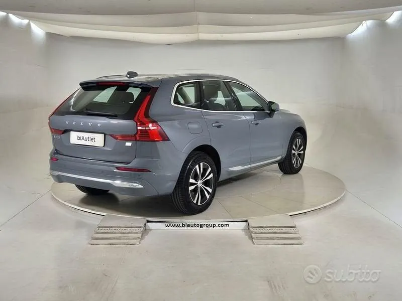 Volvo Xc60 2023 photo 4