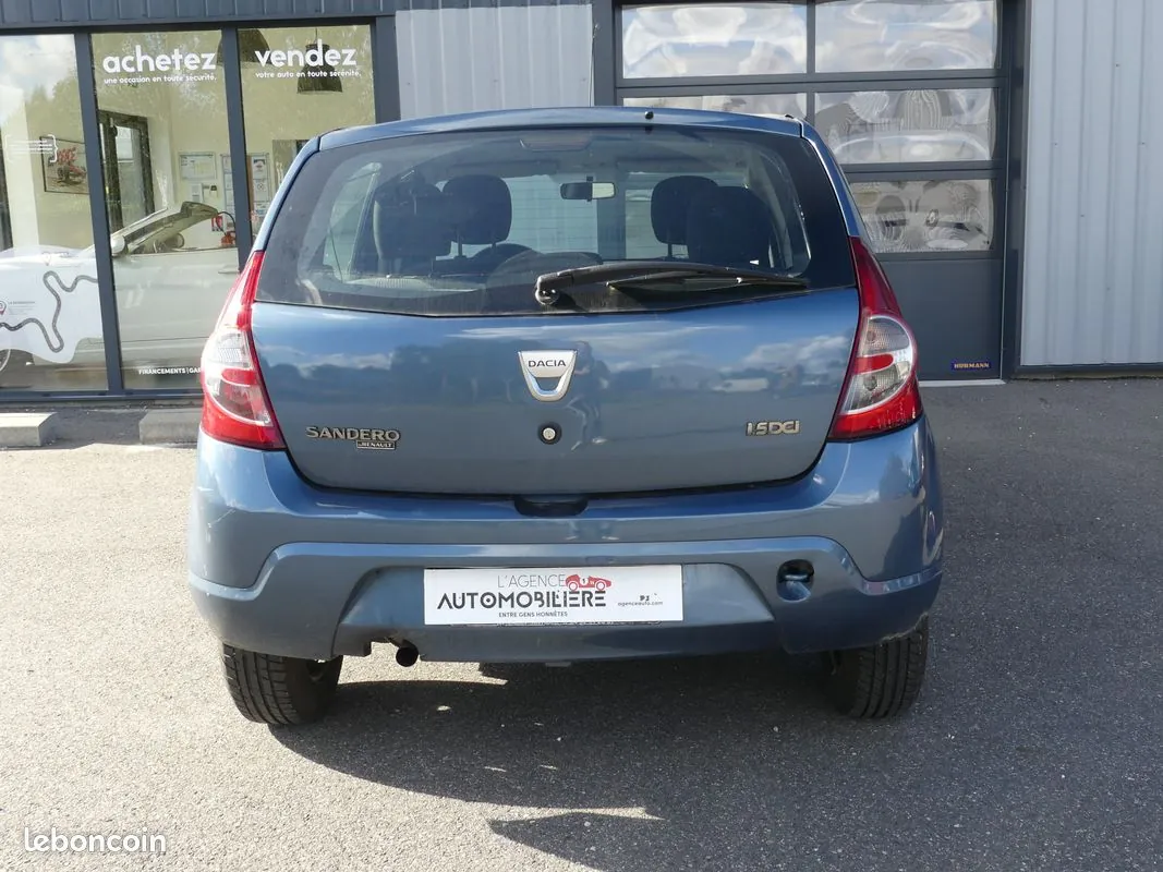 Dacia Sandero 2006 photo 4