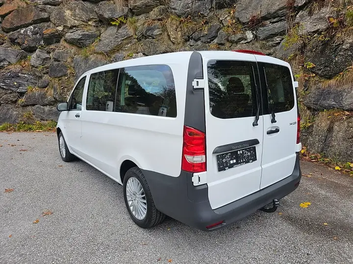 Mercedes-Benz Vito 2022 photo 3