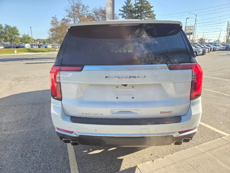 GMC Yukon Xl 2026 photo 5