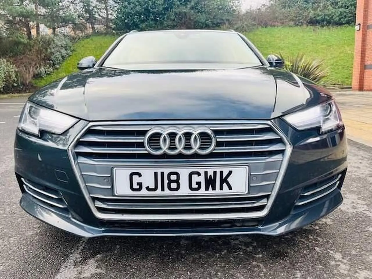 Audi A4 Avant 2018 photo 2