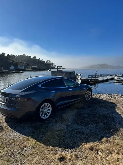 Tesla Model S 2018 photo 4