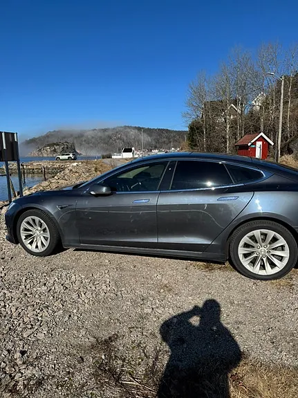 Tesla Model S 2018 photo 3