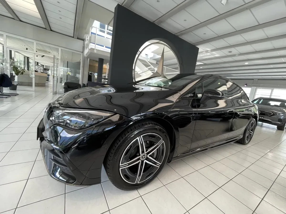 Mercedes-Benz Eqe 2022 photo 3
