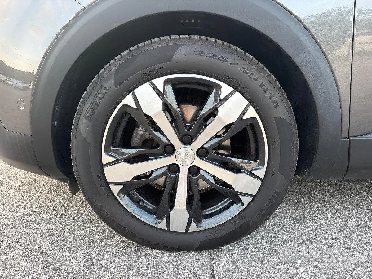 Peugeot 3008 2019 photo 5
