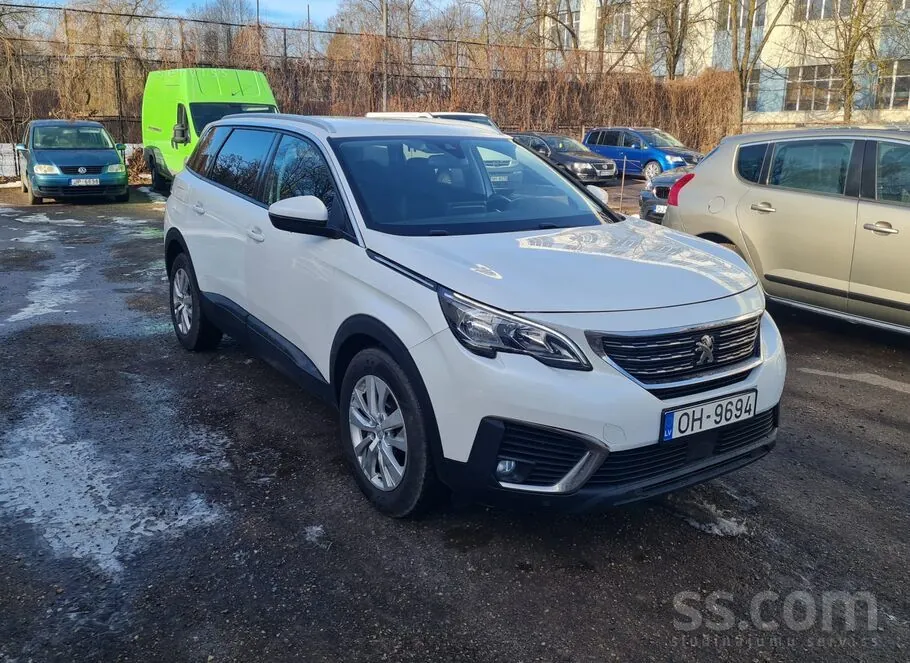 Peugeot 5008 2018 photo 3