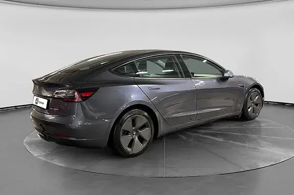 Tesla Model 3 2021 photo 4