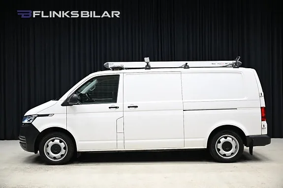 Volkswagen Transporter 2021 photo 2