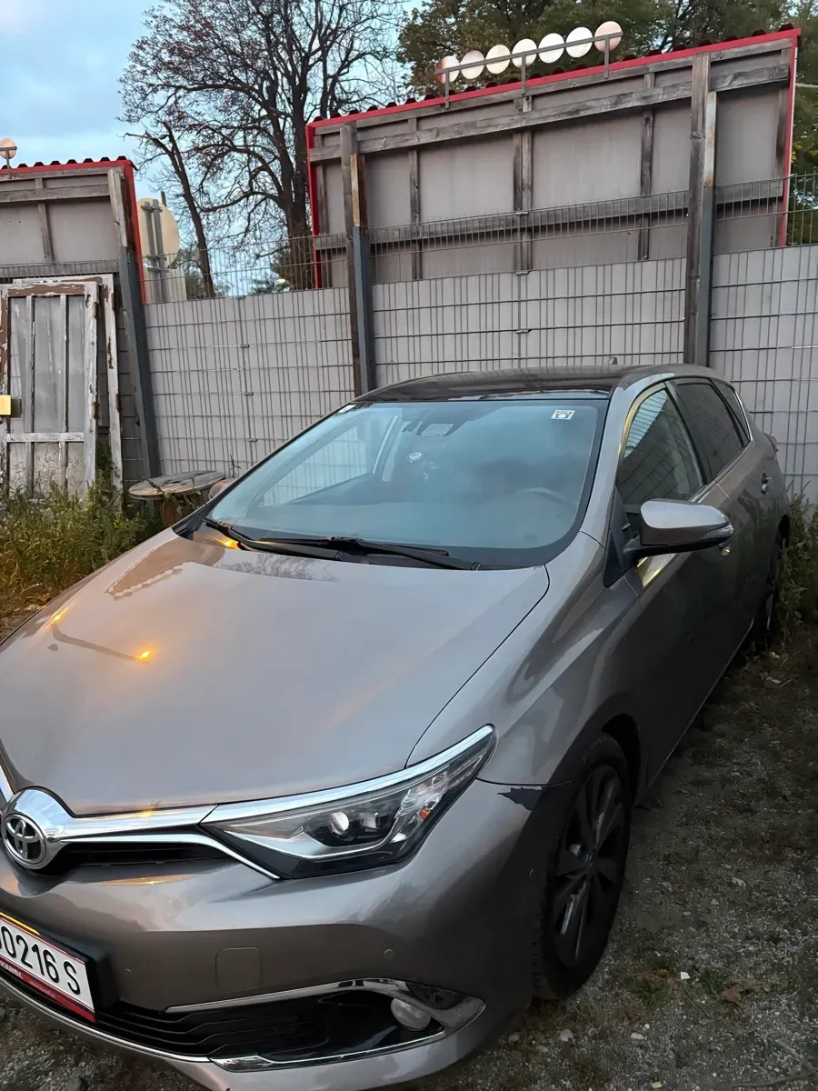 Toyota Auris