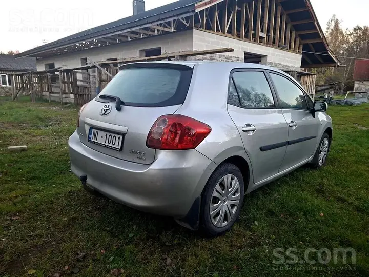 Toyota Auris 2008 photo 3