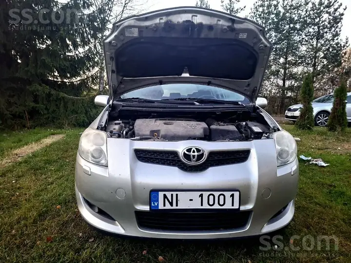 Toyota Auris 2008 photo 4