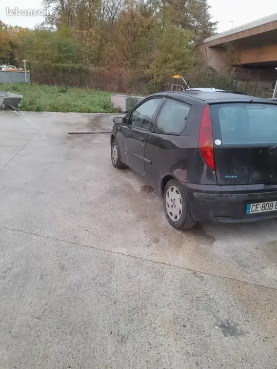 Fiat Punto 2001 photo 3