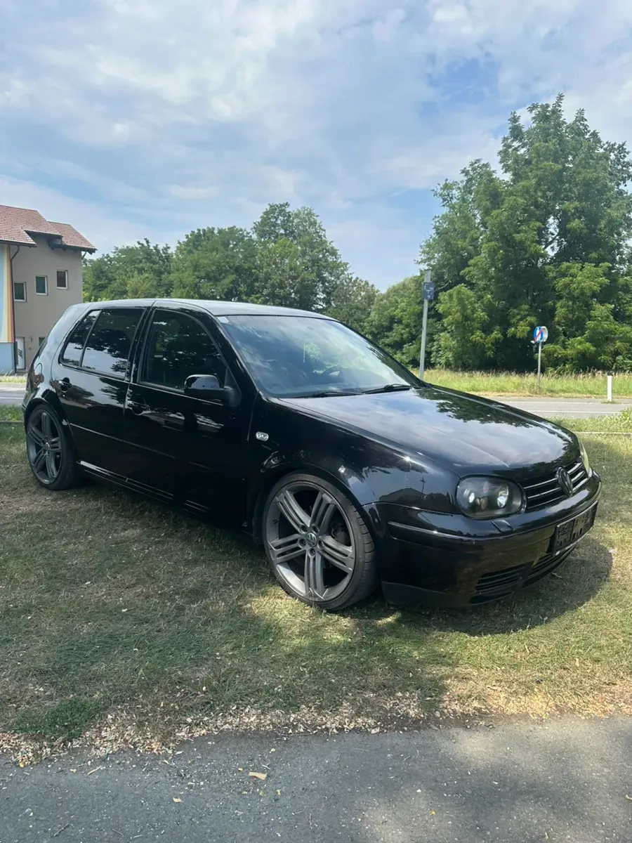 Volkswagen Golf 2001 photo 2