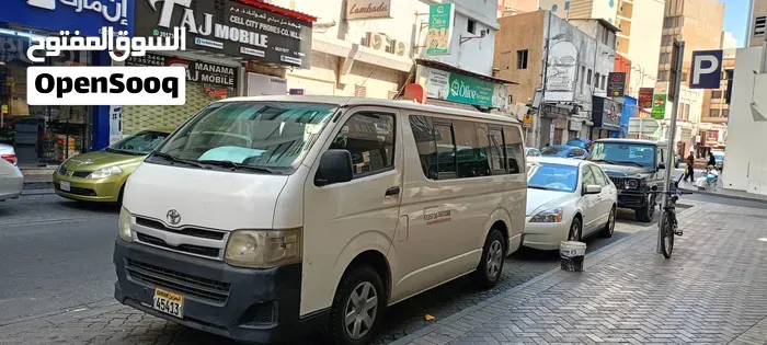 Toyota Hiace 2012 photo 5