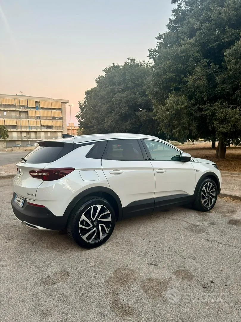 Opel Grandland 2019 photo 3