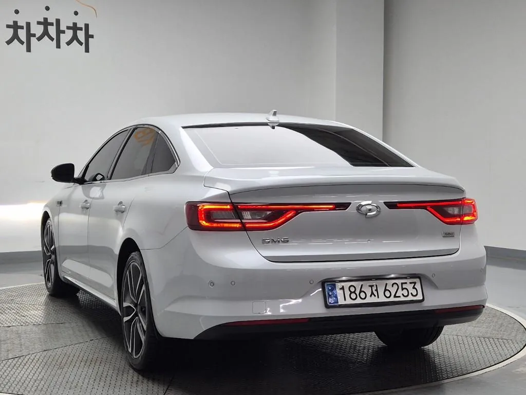Renault Korea Sm6 2016 photo 2