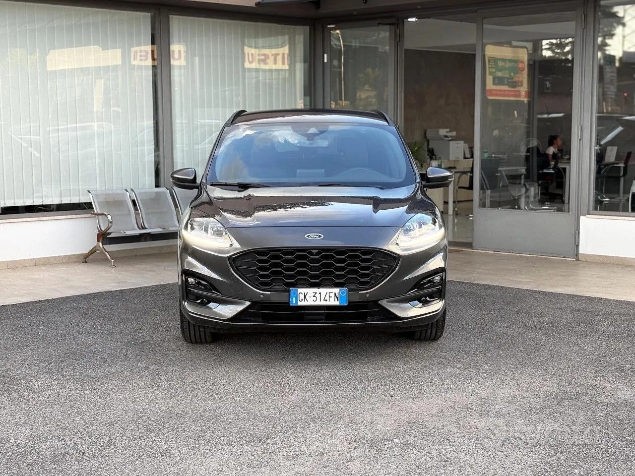 Ford Kuga 2022 photo 2