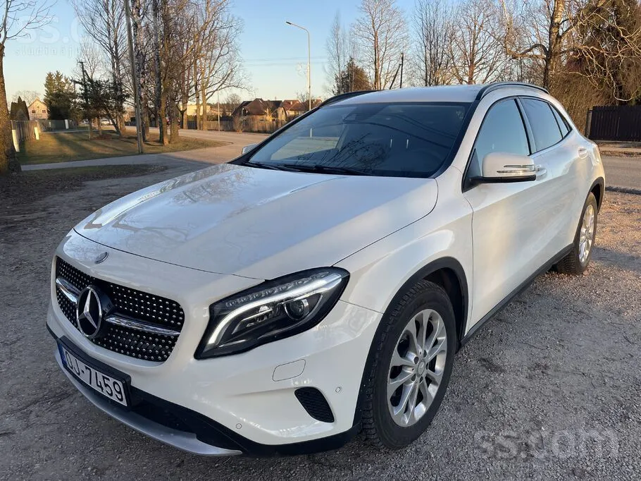 Mercedes-Benz Gla220