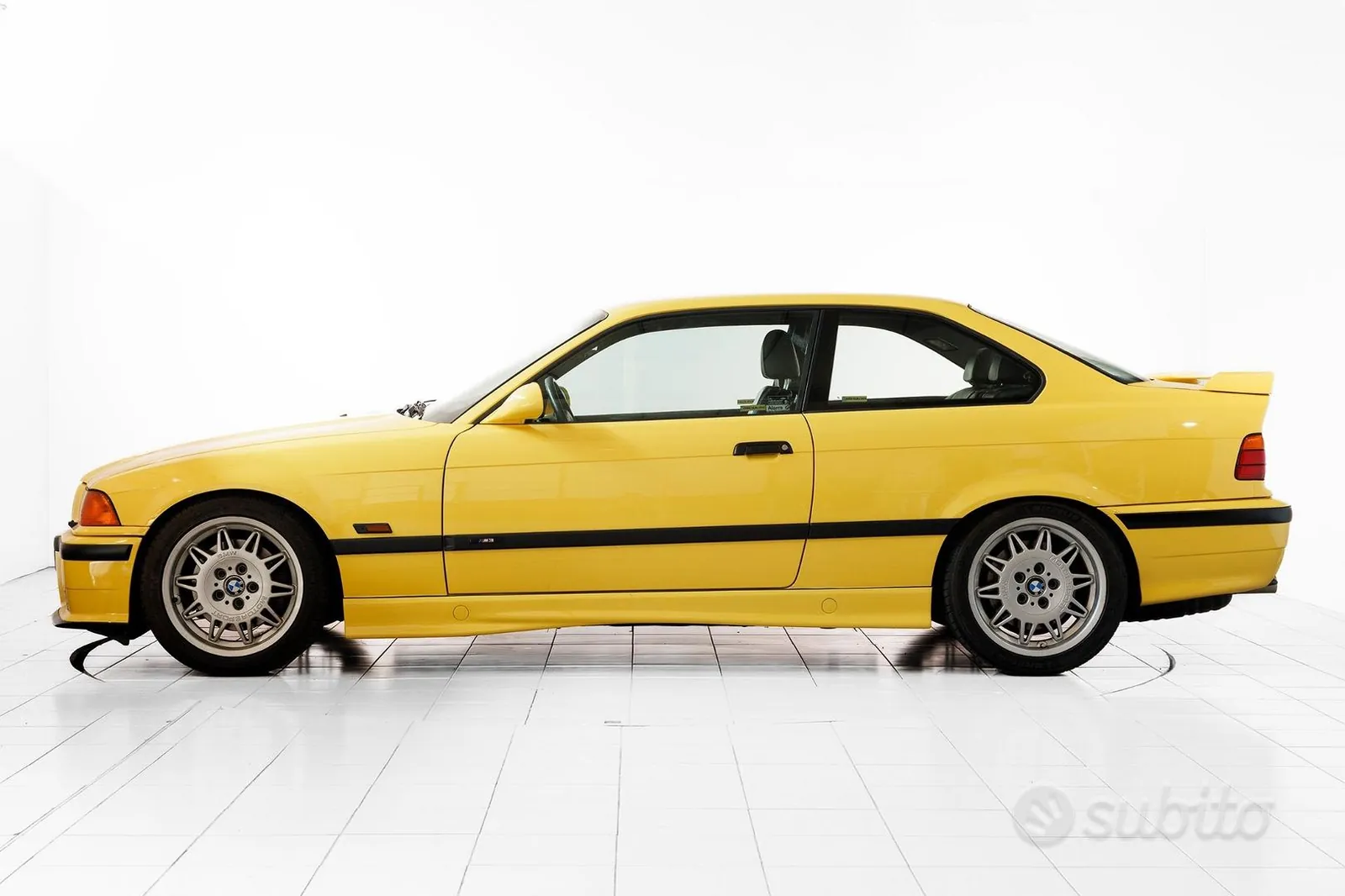 BMW M3 E36 1994 photo 4