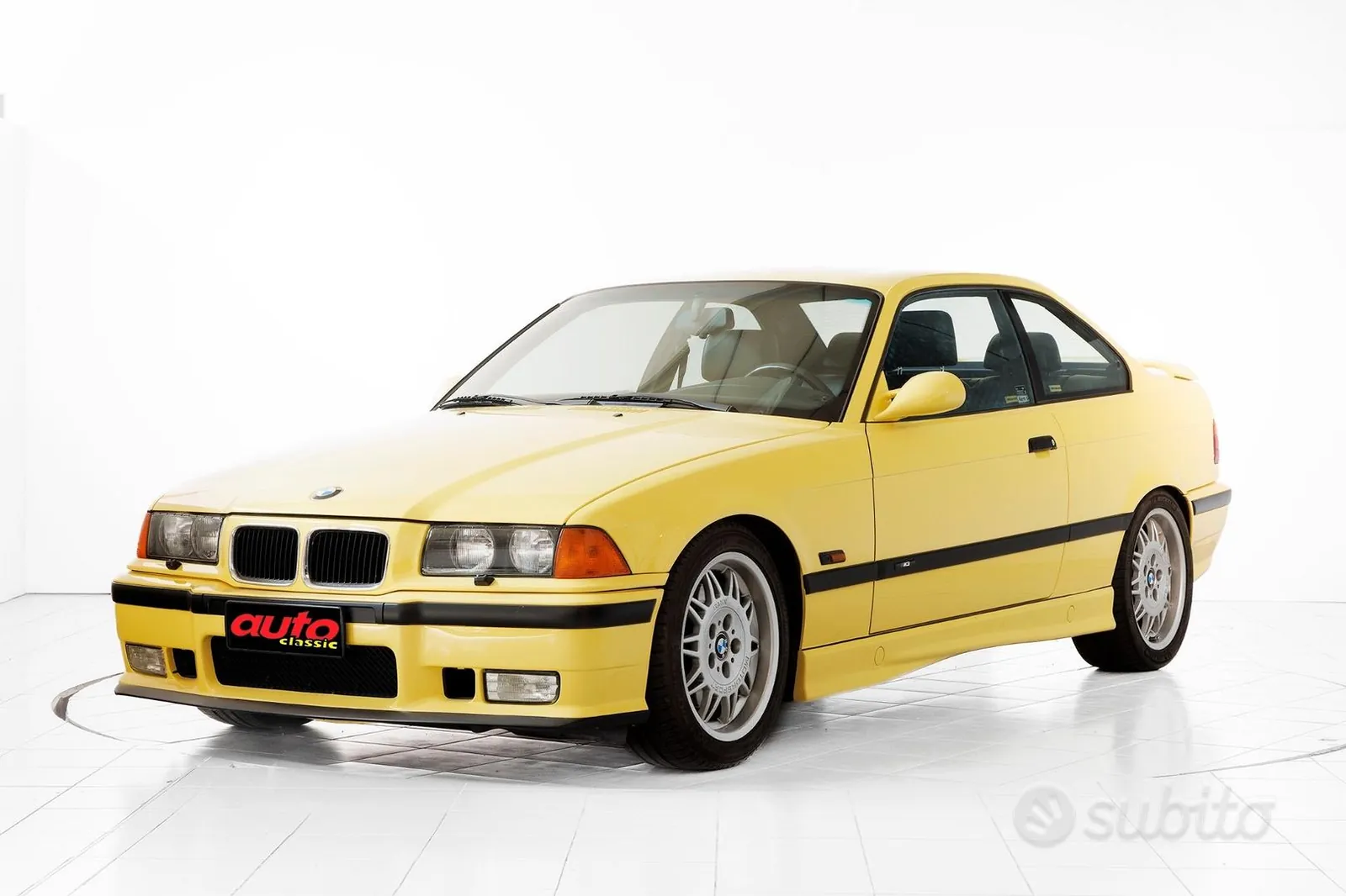 BMW M3 E36 1994 photo 3