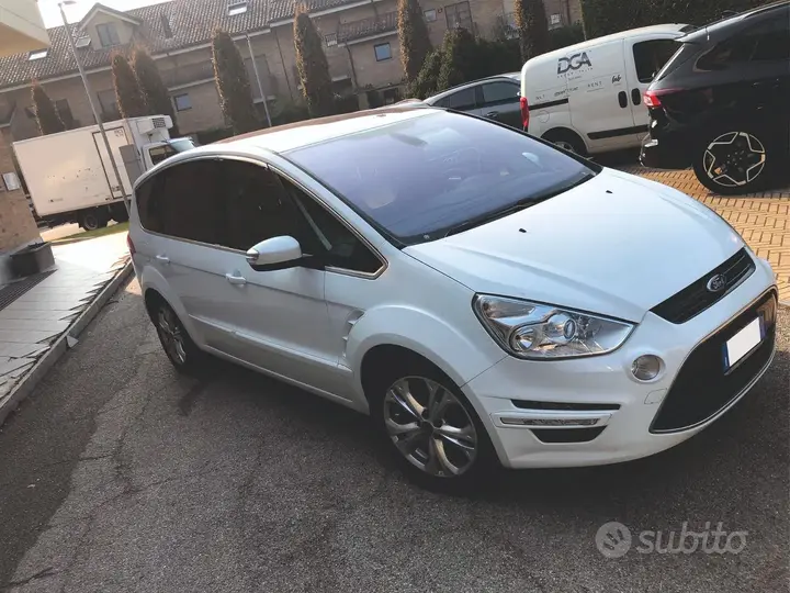 Ford S-Max
