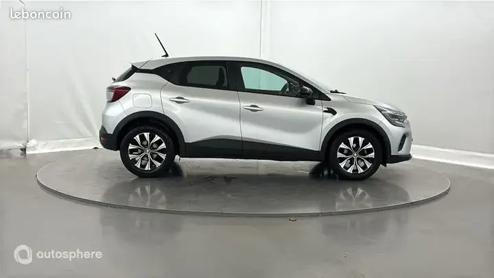 Renault Captur 2024 photo 4