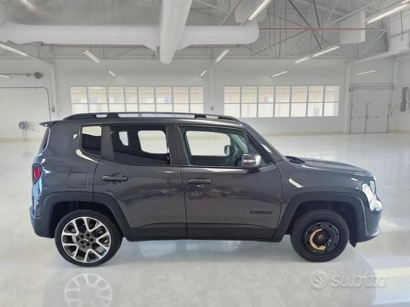Jeep Renegade 2022 photo 3