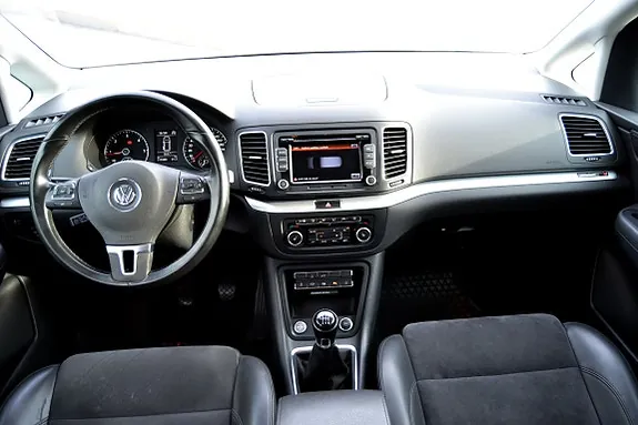 Volkswagen Sharan 2012 photo 5