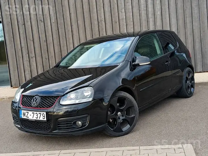 Volkswagen Golf 5 2004 photo 2