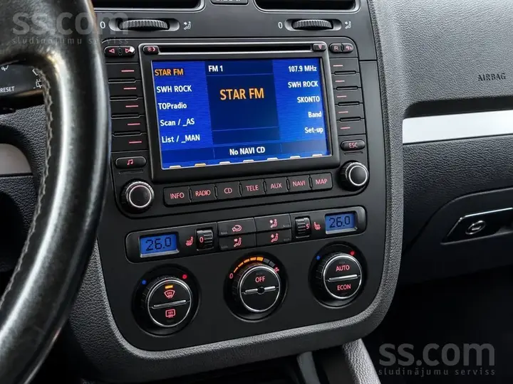 Volkswagen Golf 5 2004 photo 5