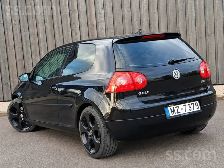 Volkswagen Golf 5 2004 photo 4
