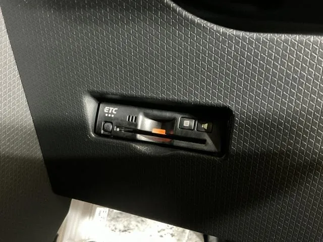 Daihatsu Tanto 2025 photo 4
