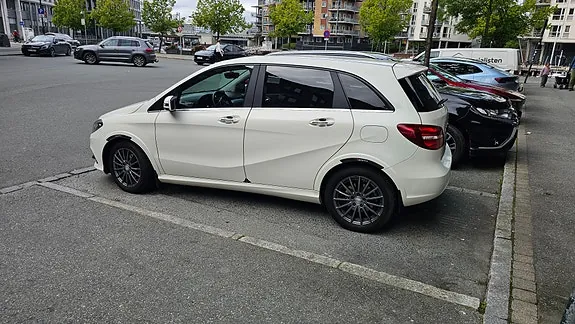 Mercedes-Benz B-Electric 2017 photo 4