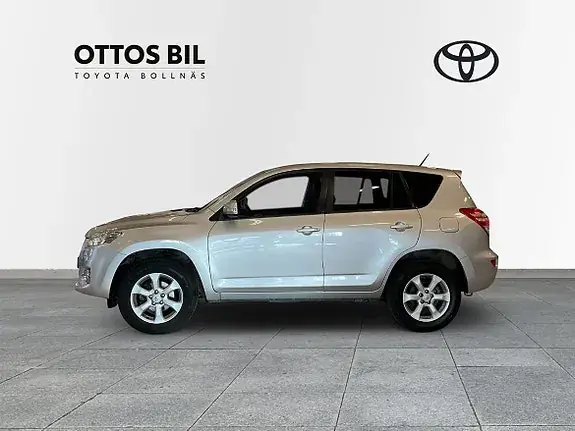 Toyota Rav4 2011 photo 3